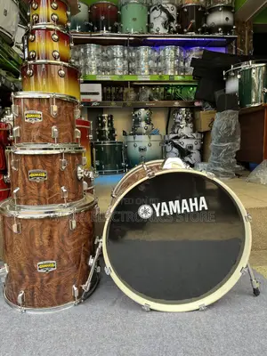Yamaha Drum Set B
