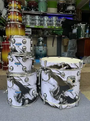 Pearl Drum Set A