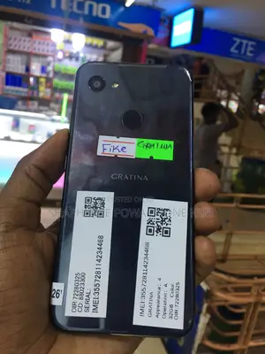 Kyocera Gratina KYF39 8 GB Black
