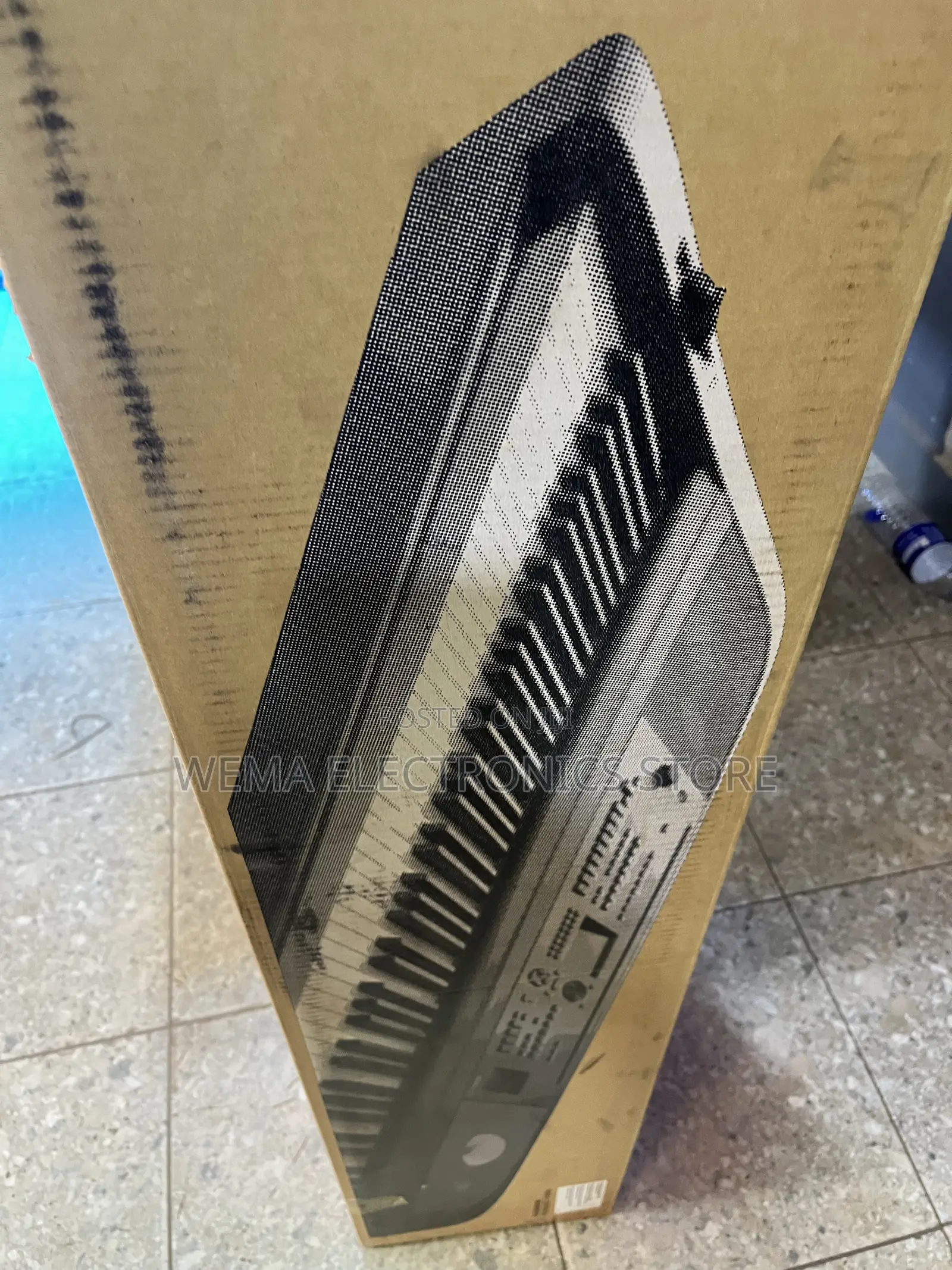 Yamaha DGX 670b