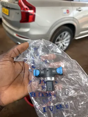 Fuel Pressure Sensor, Commonly Compatible With Various Volvo Models