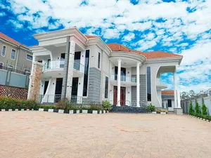 5bdrm Mansion in Kira for sale