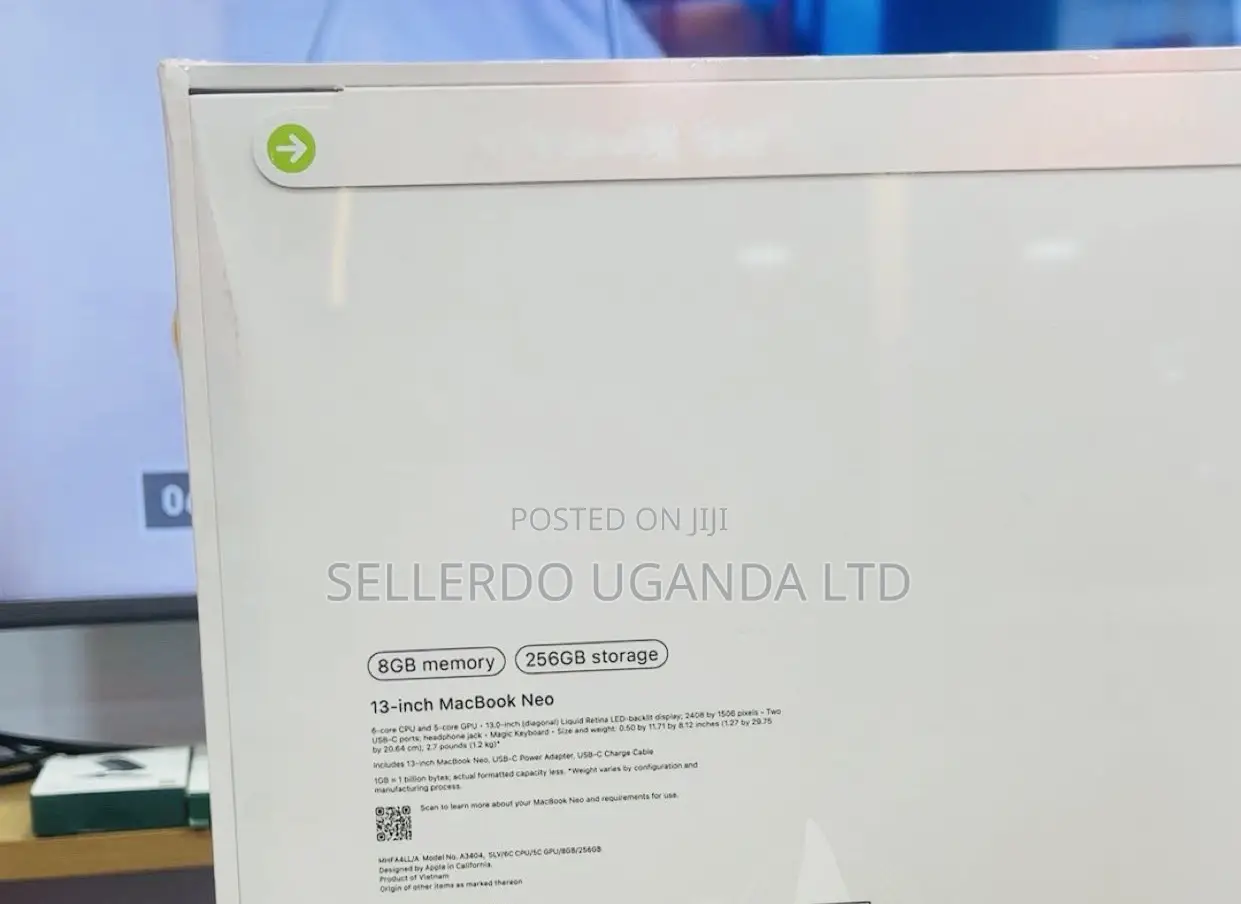 New Laptop Apple MacBook 8GB SSD 256GB