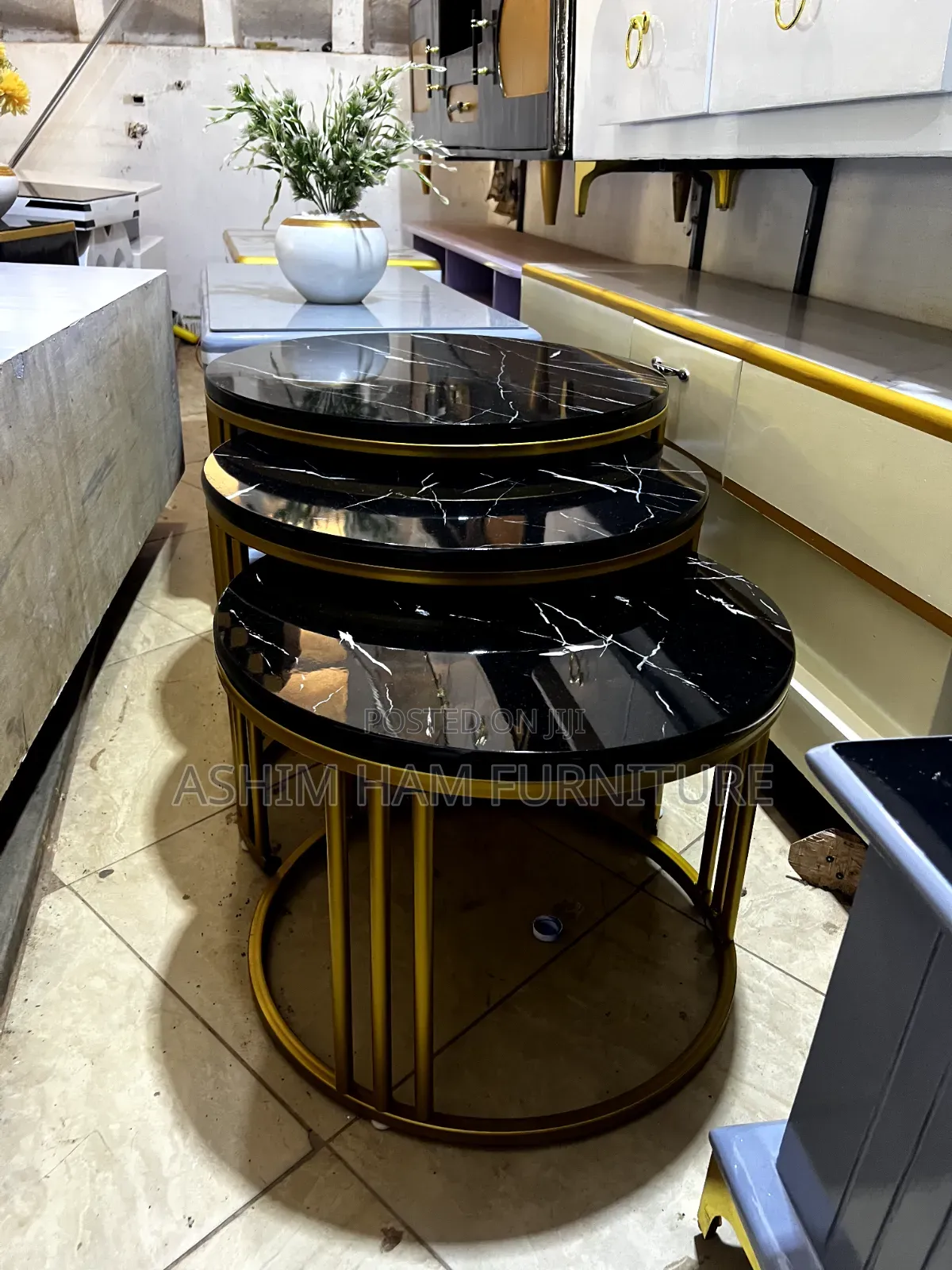 Round Coffee Table