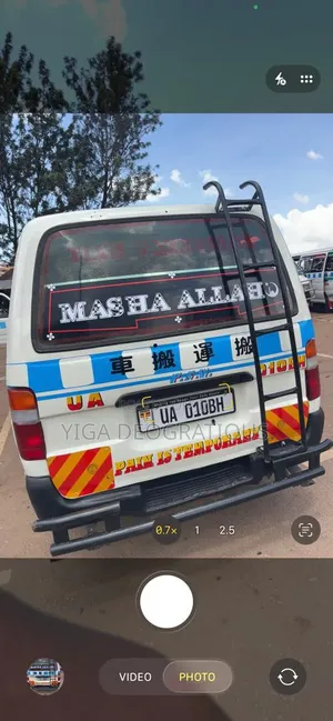 Toyota Grand HiAce 2005 White