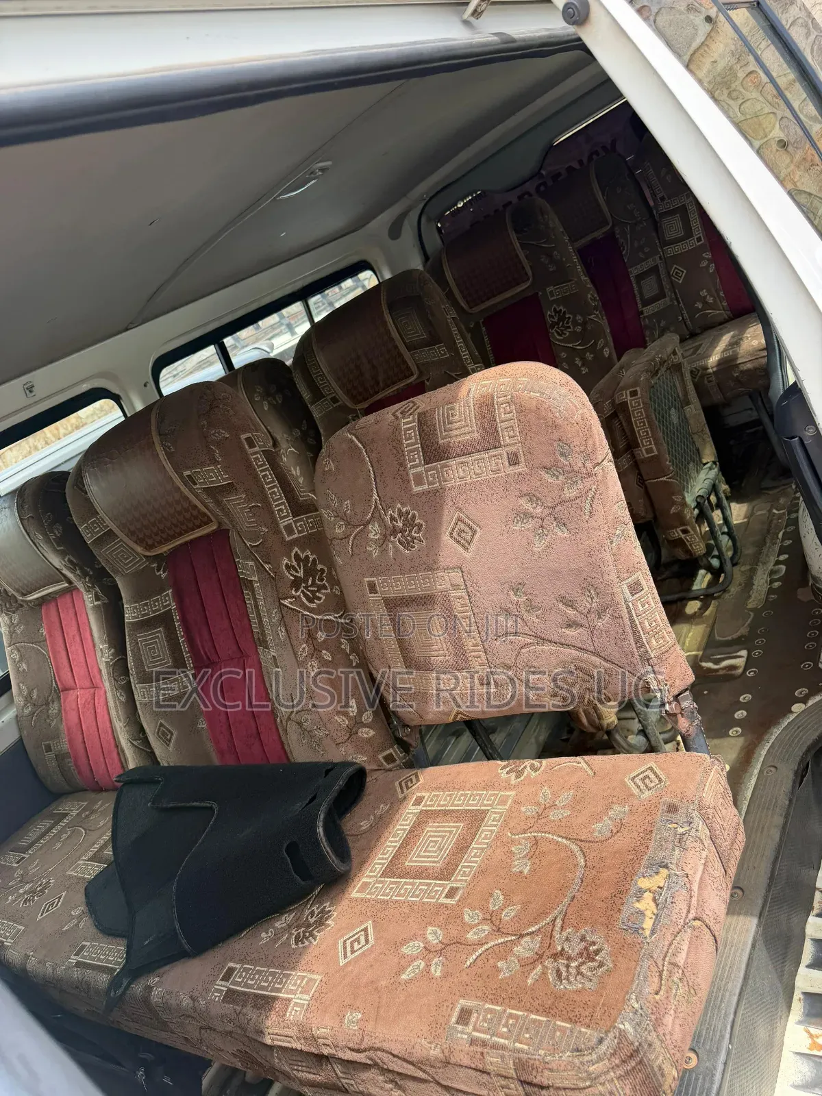 Toyota HiAce 2012 White