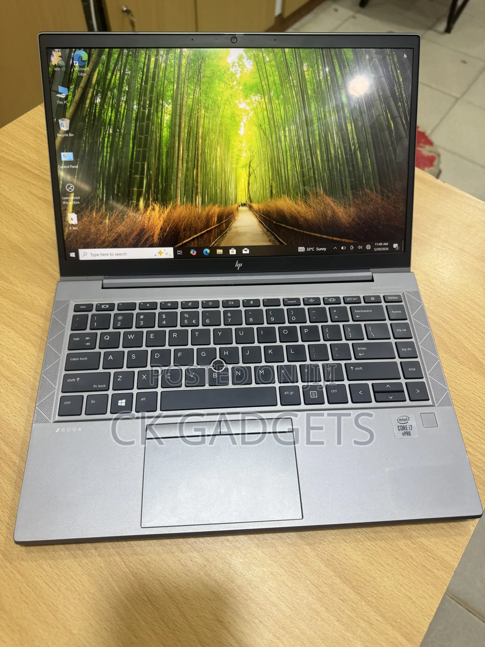 New Laptop HP ZBook Firefly 14 G7 32GB Intel Core i7 SSD 512GB