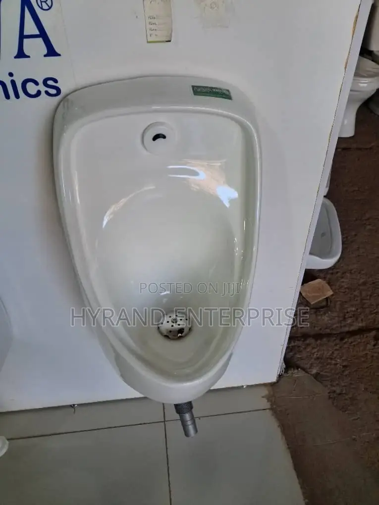 Sawa Urinals