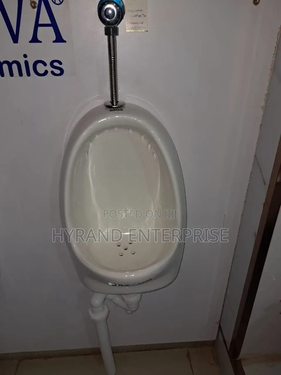 Sawa Urinals