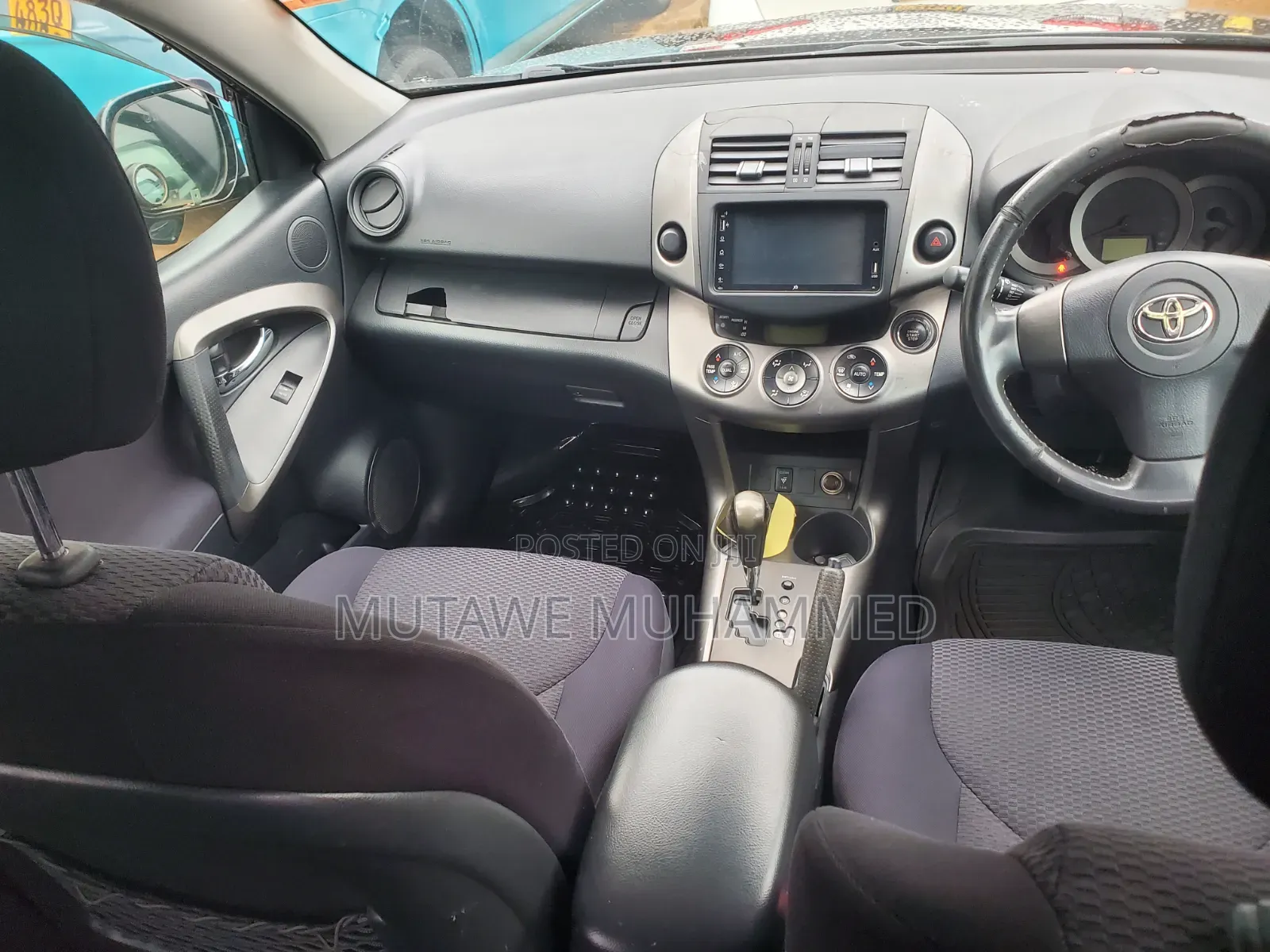 Toyota RAV4 2010 Black