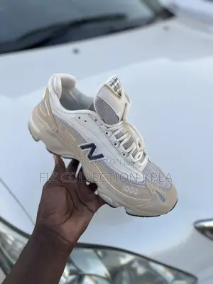 New Balance 1000 Cream 