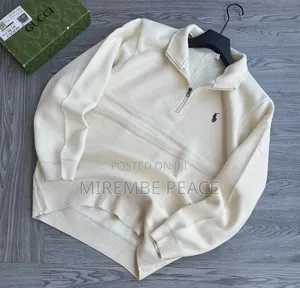 Good Quality Cotter Zipped Sweaters
