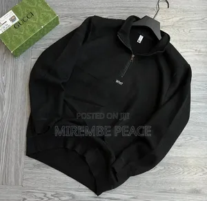 Good Quality Cotter Zipped Sweaters