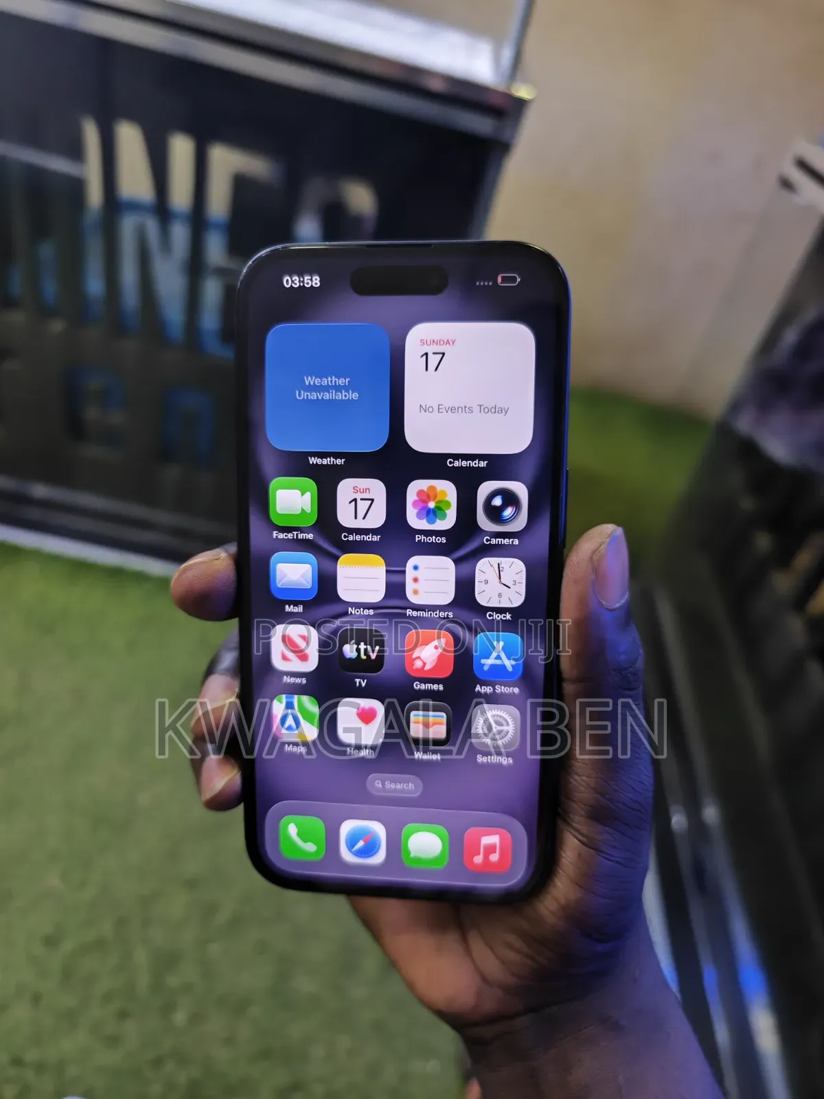 Apple iPhone 16 256 GB Black