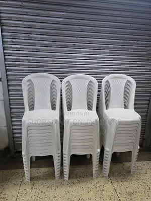 Dots Back Plastic Chairs Plastic Chairs