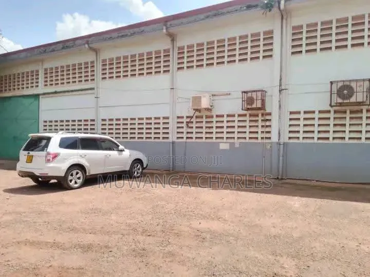 Warehouse for Rent in Bugoloobi