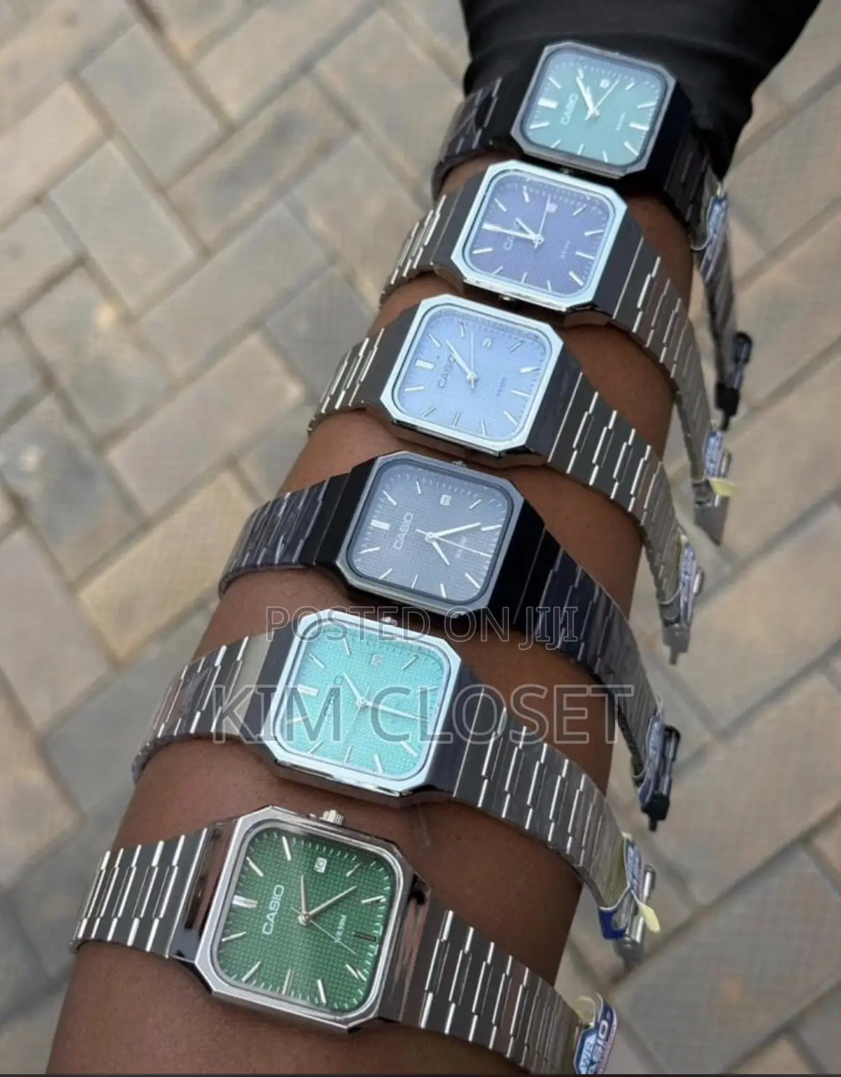 Different Colors (Casio)