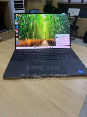New Laptop Dell XPS 15 9510 16GB Intel Core i7 SSD 512GB