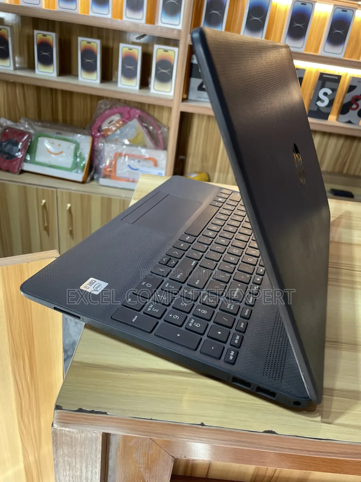 New Laptop HP 250 G8 8GB Intel Core i7 HDD+SSD 500GB