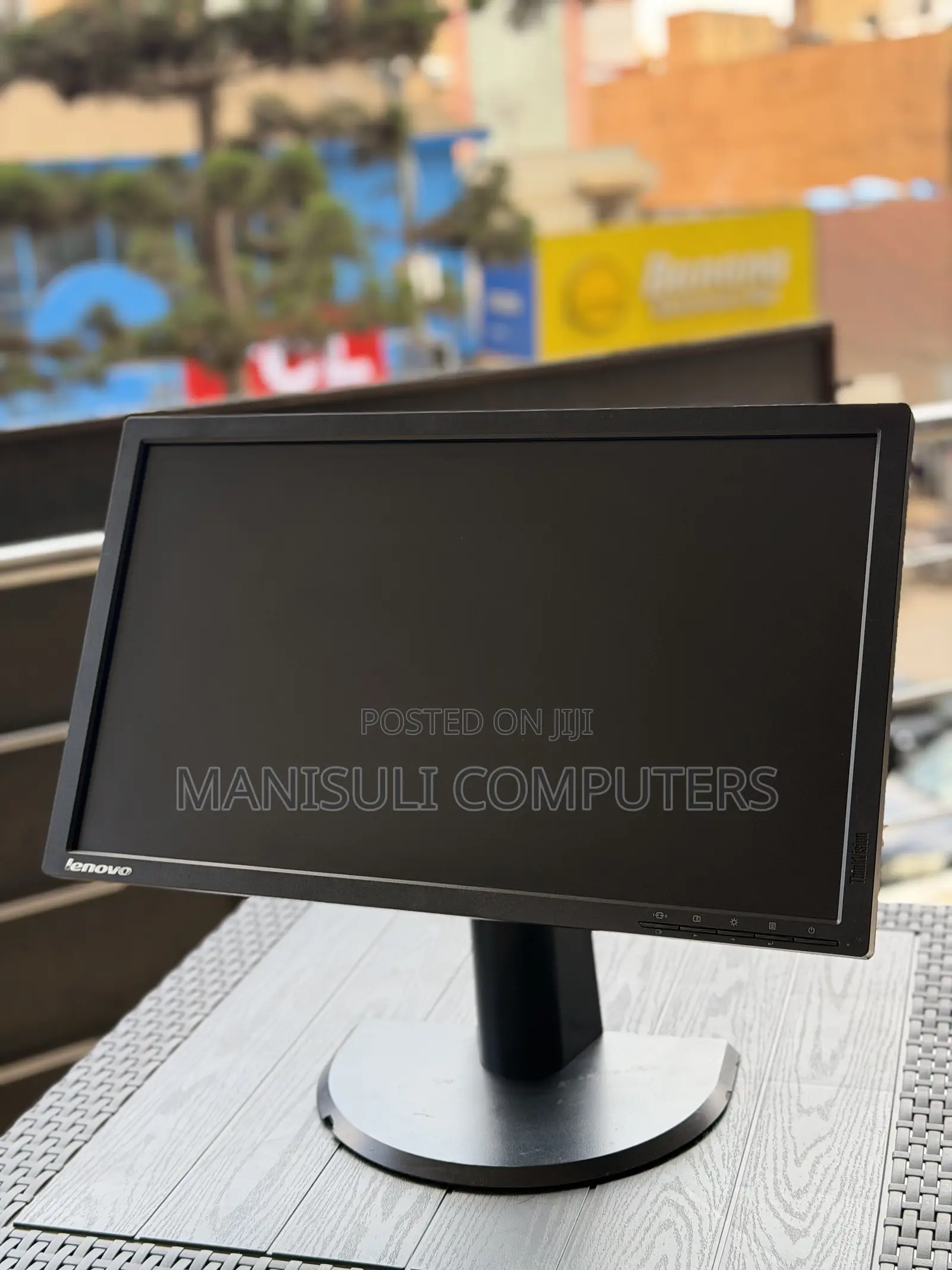 Lenovo 22 Inch Screen