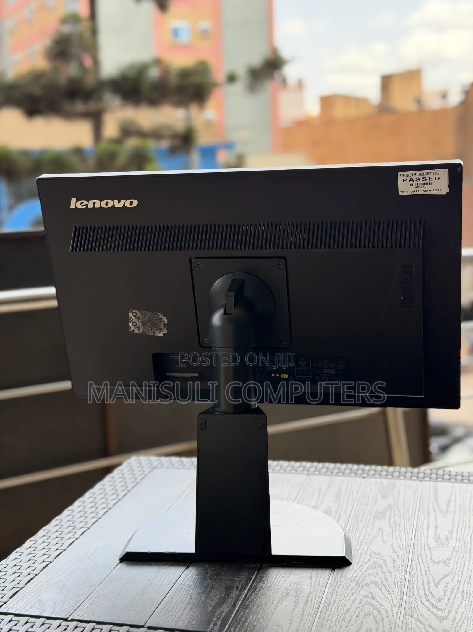 Lenovo 22 Inch Screen