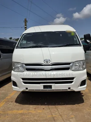 Toyota HiAce 2014 White