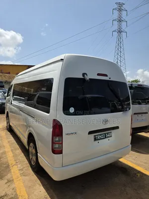 Toyota HiAce 2014 White