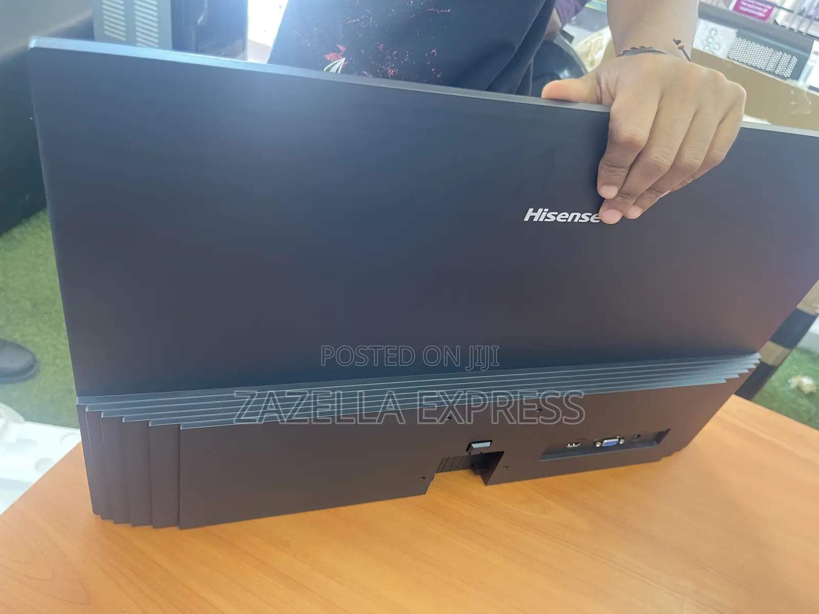 Hisense 22” Monitor