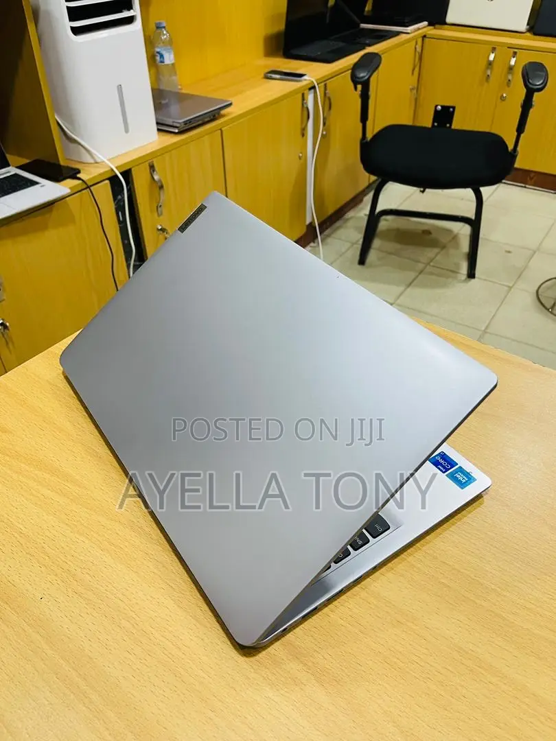 New Laptop Lenovo IdeaPad 1 4GB Intel Core i7 SSD 256GB