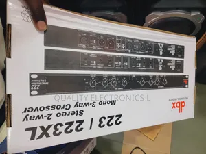 DBX 223 2 Way Crossover