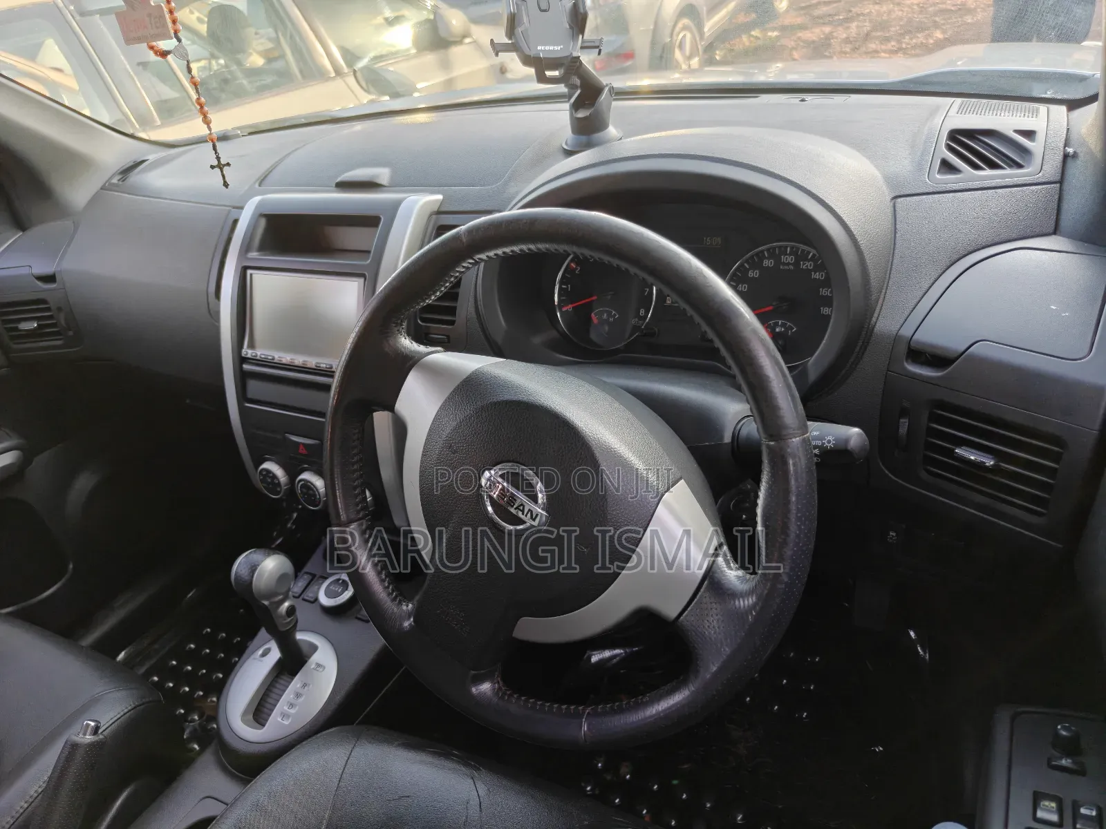 Nissan X-Trail 2011 Silver