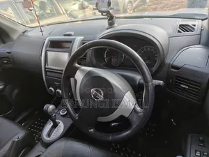 Nissan X-Trail 2011 Silver