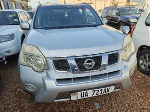 Nissan X-Trail 2011 Silver