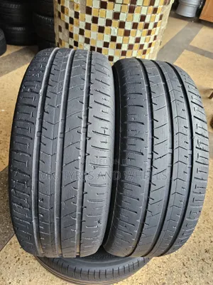 225 55 R17 Bridgestone Japan Used but Still Gd Tires.