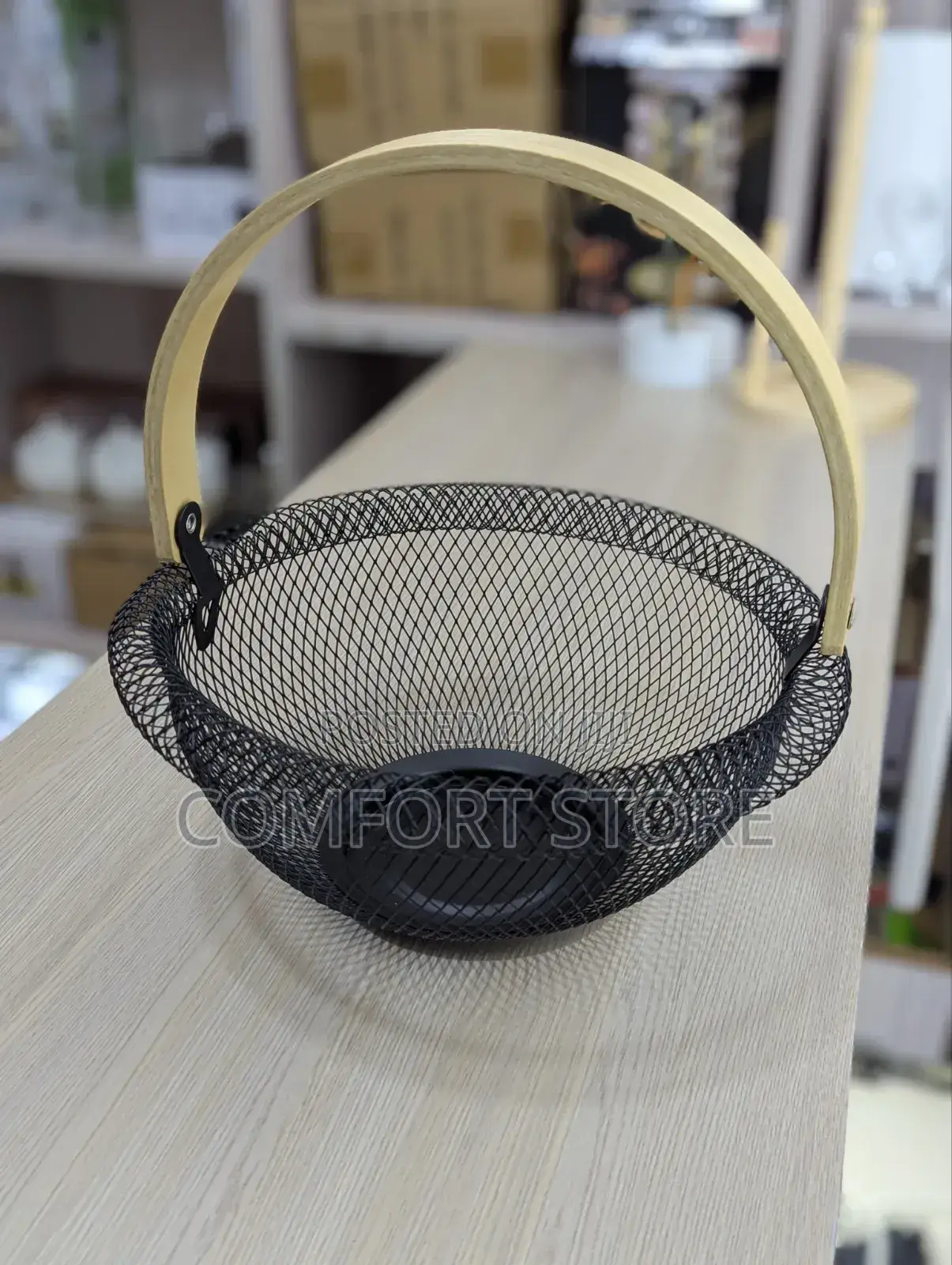 Kitchen Fruit Basket in Black With a Wooden Handle
