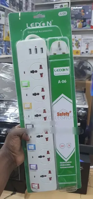 Lemon 6 Way Extension Socket.