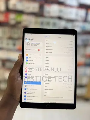 Apple iPad Air (2019) 64 GB Gray