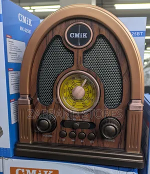 Cmik Portable Vintage Radio