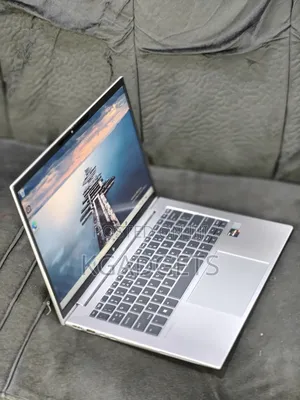 New Laptop HP EliteBook 845 G10 16GB AMD Ryzen 5 SSD 512GB