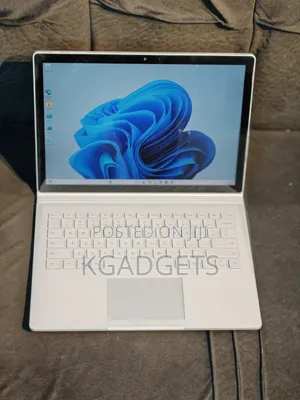 Laptop Microsoft Surface Book 2 8GB Intel Core i5 SSD 256GB