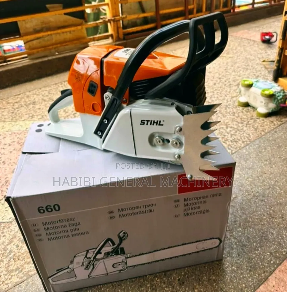 Stihl 2 Stroke Gasoline/Petrol Powered Chainsaw