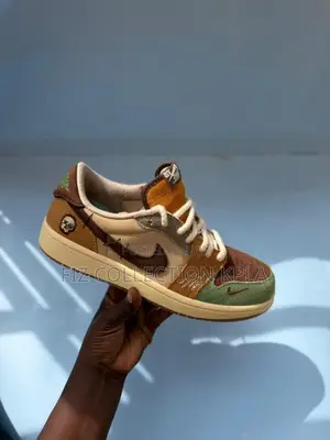 Jordan 1 Low Voodoo