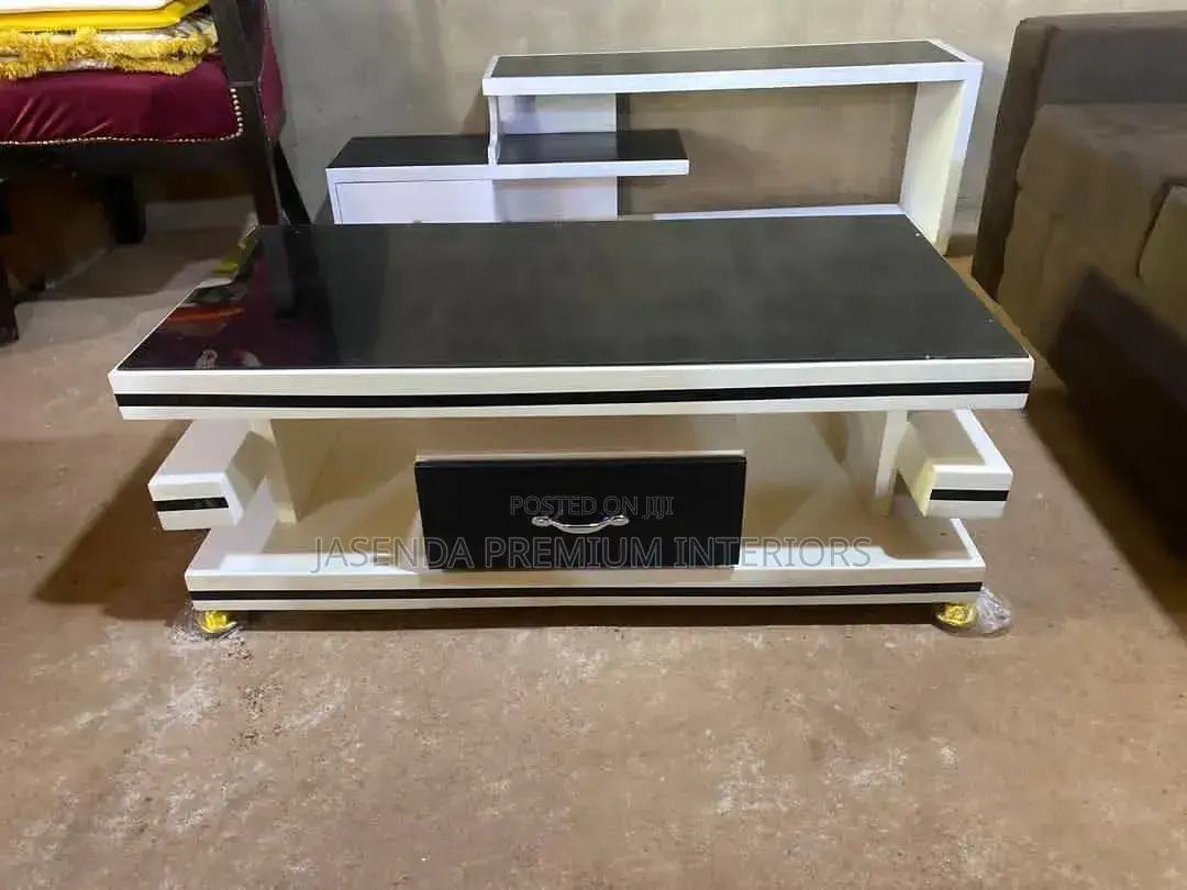 Centre Tables/Classic Center Table/Center Tables/Coffee Table/Table331