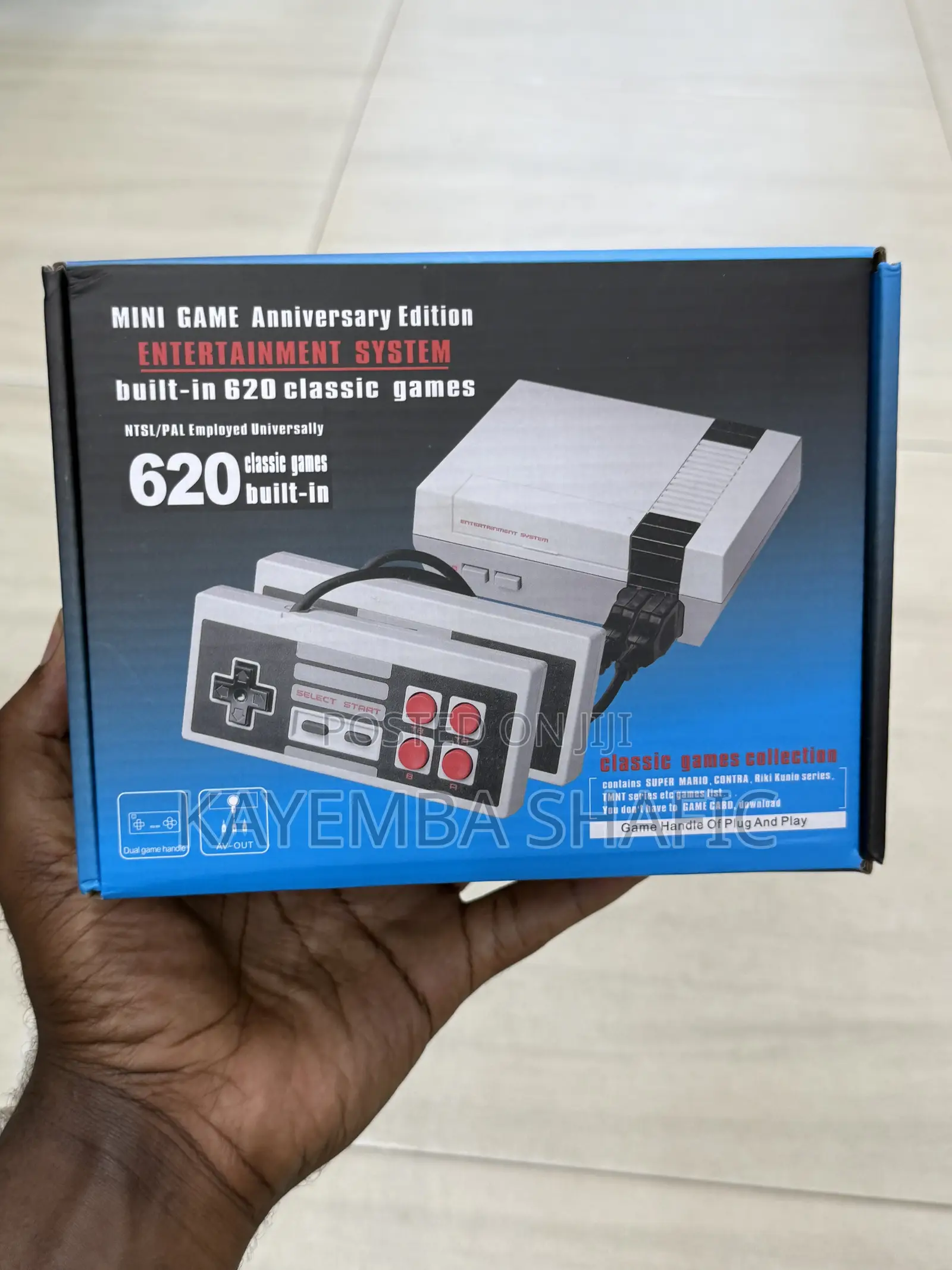 Mini Retro Game Console Built-in 620 Classic 8-Bit Games