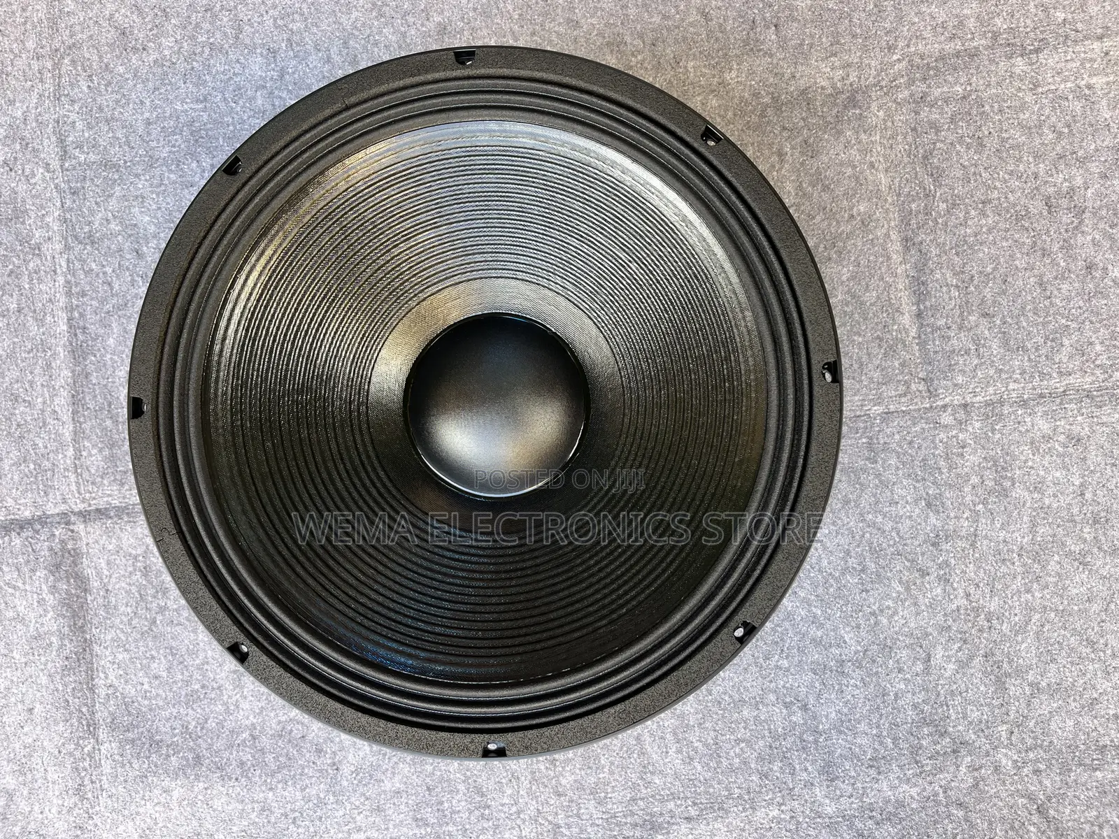 Martin Woofer 18