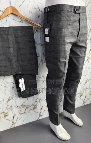 Gentle Beltless Trousers