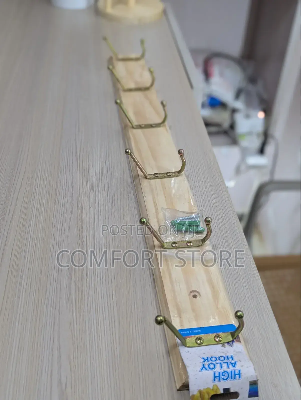 Wall Hanger