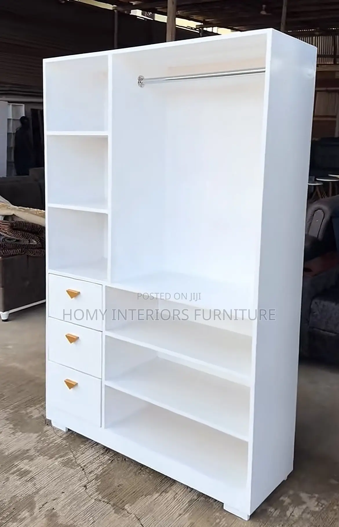 Wardrobess