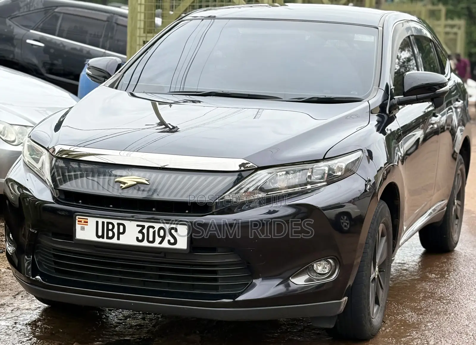Toyota Harrier 2.0 2015