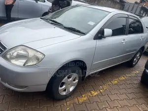 Toyota Corolla 2004 Silver
